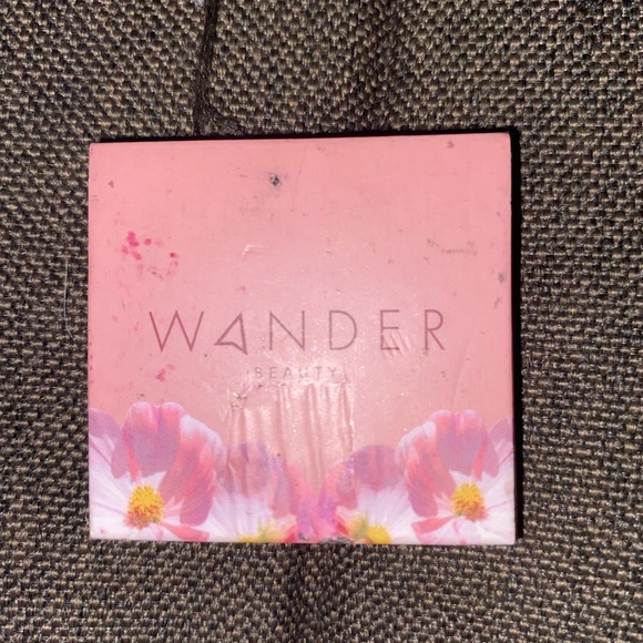 Eyeshadow palettes - Picture 5 of 15